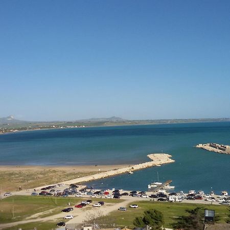 La Bussola Hotel Porto Palo Luaran gambar