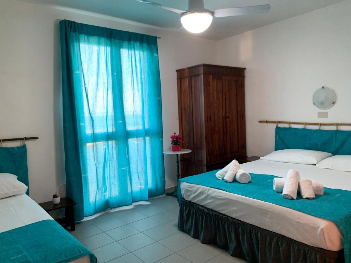 La Bussola Hotel Porto Palo Luaran gambar